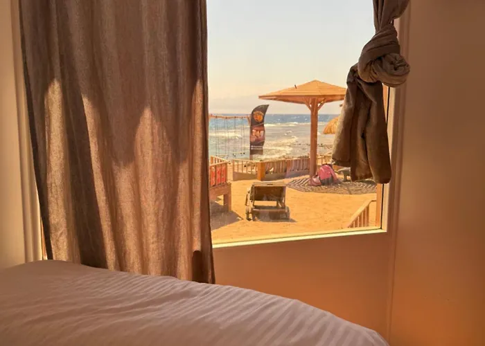 Nour Camp 营地 Nuweiba`